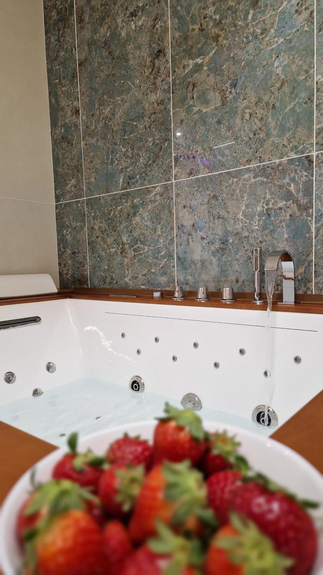 Superior Suite & Apartment Катания Экстерьер фото